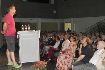 Keskisarja tykitti tutulla tyylillään