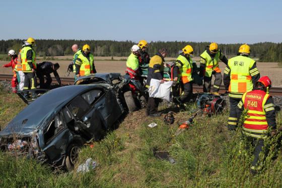 Yksi loukkaantui tasoristeysturmassa