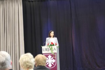 Opetusministeri kehui Urjalaa rohkeudesta