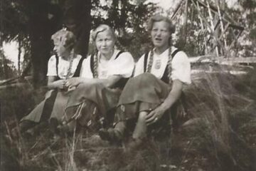 Muistorikas Keinumorsian esitettiin Säätiötalolla