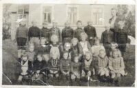 Lapsia Urjalankylän kansakoulussa vuonna 1947