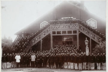 Reservikomppania_Reserviläisiä Urjalan reservikomppanian kasarmilla 1896_Museovirasto