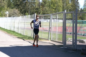 Aleksi Ojala harjoittelee