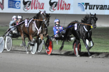 Dorea Frido voittaa Fortunewheelgarden toisena 7.10.2022._Rauli Ala-Karvia