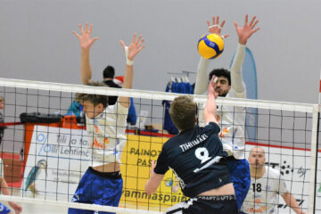 Akaa Volley beiki torjuu_Harri Mattila