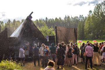 Mitäkset lava