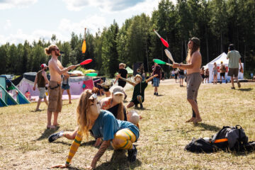 Muutos Company Mitäs23 - Adi Hassan