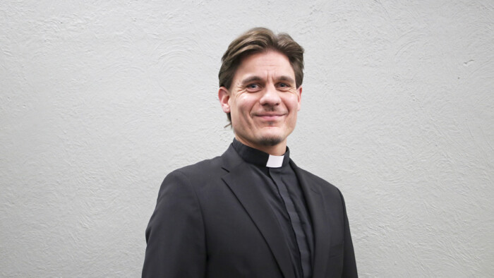 kirkkoherran vaalipaneeli Olli Luhtasela2_HI