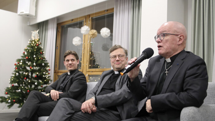 kirkkoherran vaalipaneeli1_HI