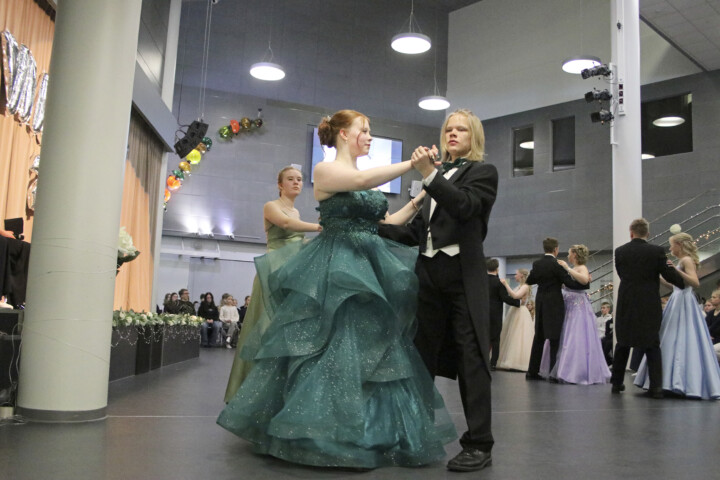 wanhat Hilda Pulakka ja Elmeri Tanhuanpaa2_HI