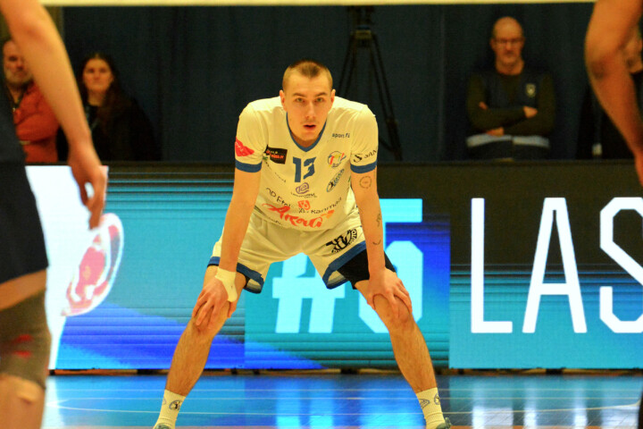 Akaa-Volley Oskari Sarajarvi_Harri Mattila