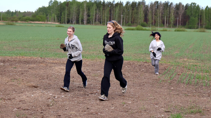 SUUNNISTUSOlgaPenttiläMatildaMattilaJessieChen