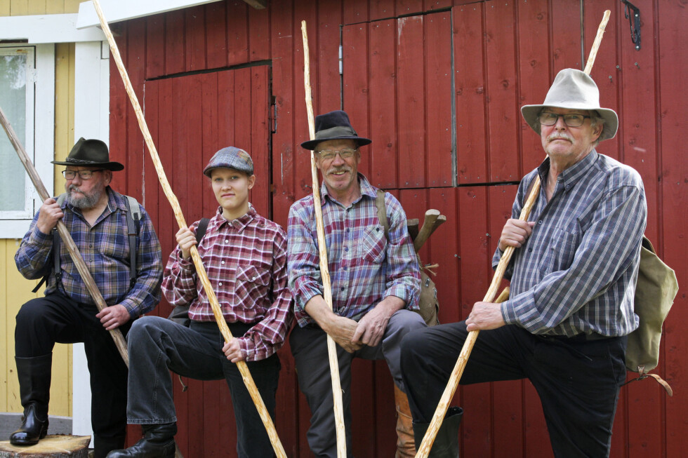 kesateatteri Tukkilaiset_Maiju Viitanen